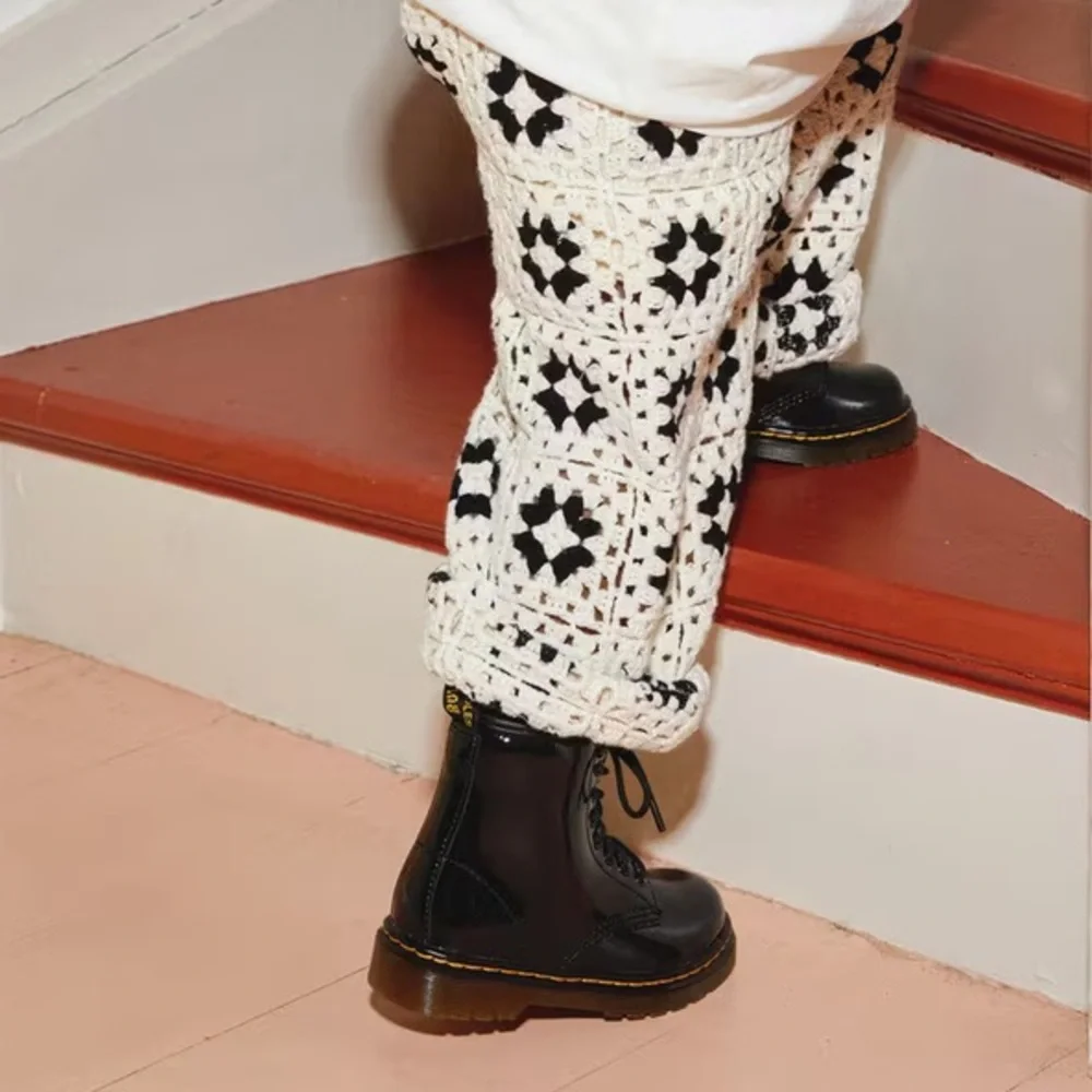 Dr. Martens Kids Black Patent Leather Lace-Up Boots